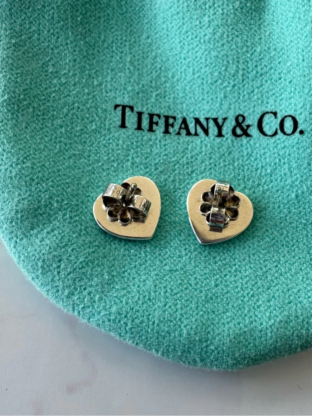 Tiffany & Co. mini heart earrings - Picture 4 of 4
